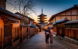 Dintre toate destinatiile din Japonia, Kyoto poate oferi cea mai bogata experienta culturala si spirituala.