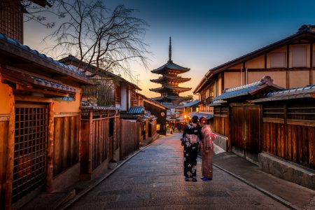 Dintre toate destinatiile din Japonia, Kyoto poate oferi cea mai bogata experienta culturala si spirituala.