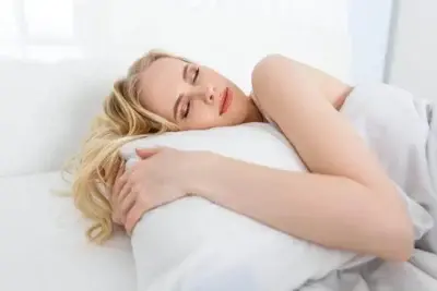Ce inseamna cand te visezi mireasa