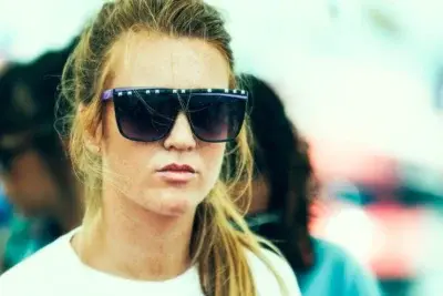 Cele mai Cool Tendințe în Designul Ochelarilor de Vedere: Descoperiți Cele Mai Noi Modele