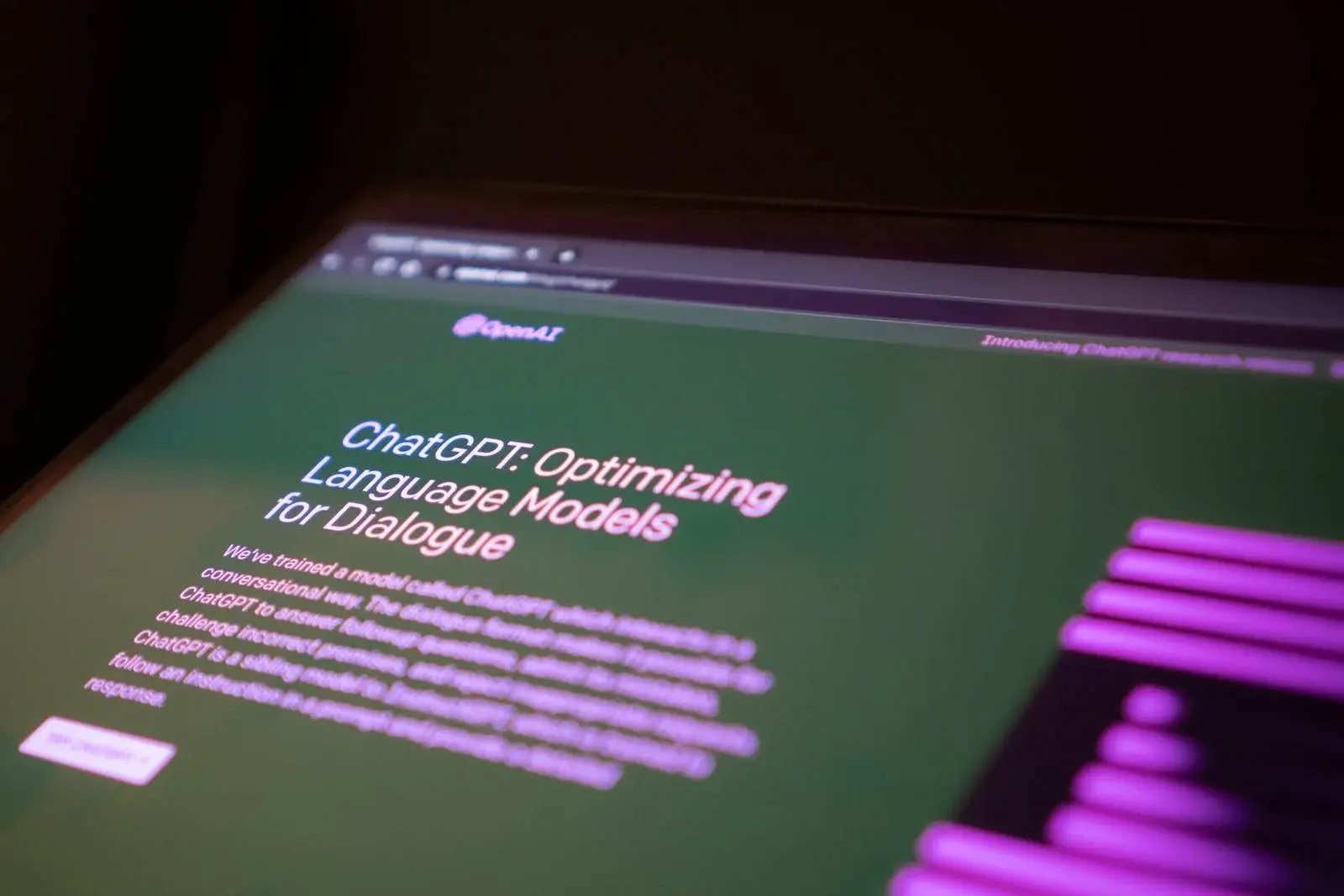 Ce este ChatGPT? Un simplu chatbot?